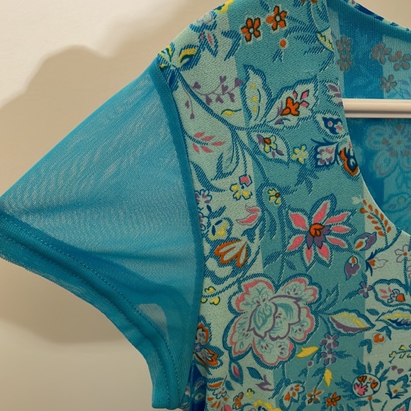 Blouse - Picture 4 of 4